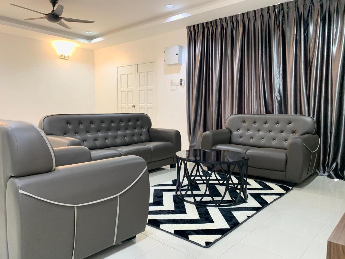 Langkawi Cozy Holiday Home At Bukit Indah By Zervin 쿠아 외부 사진